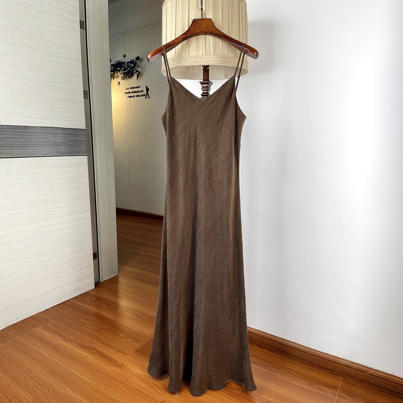 French Retro Copper Ammonia Silk Slip Dress for Women, Summer Long Style, Bias-Cut Waist-Cinching Slimming Elegant V-Neck Dress