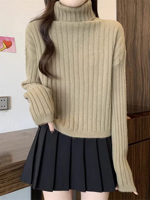 French-Style Gentle High-Neck Sweater for Women, Autumn and Winter, Lazy Style, Loose Fit, Short, High-End Knitwear