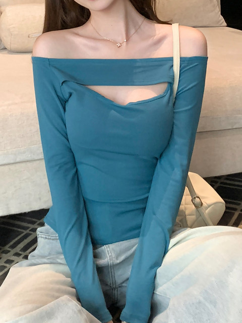 Design-Focused, Unique, Hollow-Out Long-Sleeve T-Shirt for Women, Spring and Winter, Off-Shoulder, Stunning, High-End, Sweet and Spicy Top
