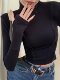 Autumn and Winter High-Neck Long-Sleeve Regular Shoulder Base Shirt for Women, Slim Fit with Fishbone Line, Warm Inner Wear, Cropped Top That Exposes the Navel