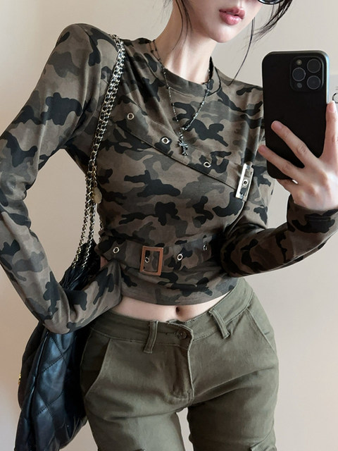 Fashionable and Versatile Round-Neck Camouflage T-Shirt for Women, 2025 Autumn Design, Unique and Distinctive, Tight-Fitting Short Top