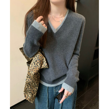 Korean Style Elegant Color-Blocked Fake Two-Piece Sweater for Women 2025 Autumn and Winter Classic V-Neck Design Knitted Long-Sleeve Top