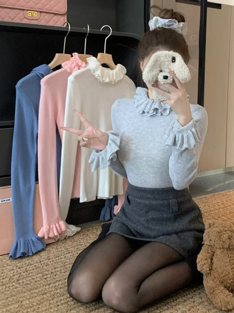 Women's Base Layer Shirt 2025 Early Autumn High-End Design Knitted Sweater with Ruffled Edges Korean Chic Unique Top