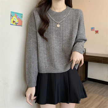 Petite, Vintage, and Lazy-Style Loose Sweater for Women, Autumn and Winter, Round Neck, Stylish, Warm Pullover, Short Top