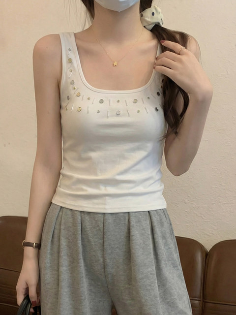 Millennial-Style Metal-Decorated Sleeveless Vest for Women, Summer White U-Neck Design, Stylish Inner Wear Top, Niche Base Shirt