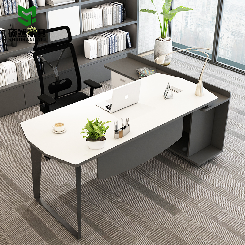 Boss table Guangzhou office furniture simple modern plate large-scale table middle-class desk supervisor desk office desk and chair