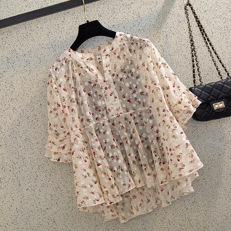 South Korean crushed snow-spinning blouses female short sleeves 2022 Summer Korean version of the new loose foreign pie cardiovert snow-spinning shirt