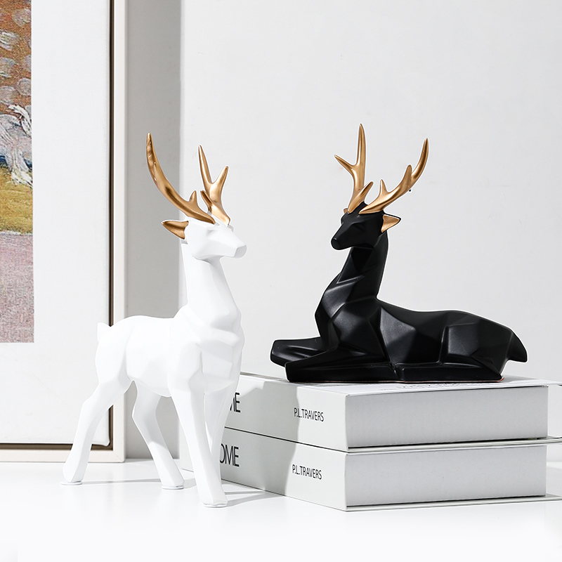 Simple modern deer ornaments Nordic light luxury arts and crafts Living room TV wine cabinet decorations Entrance desktop furnishings