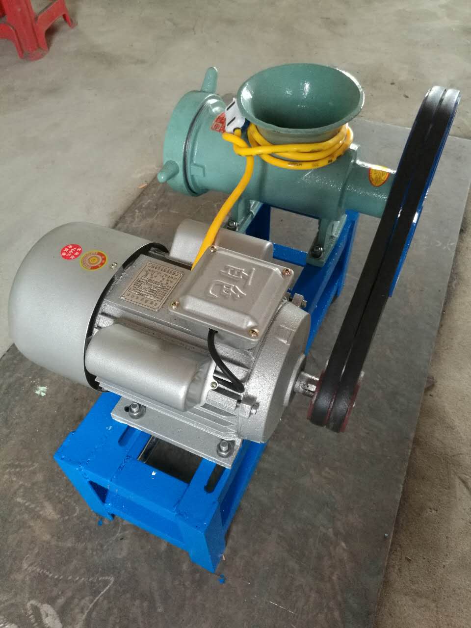 Chicken frame meat grinder No. 42 meat grinder fish grinder heavy meat grinder bone grinder suitable for playing the whole chicken frame