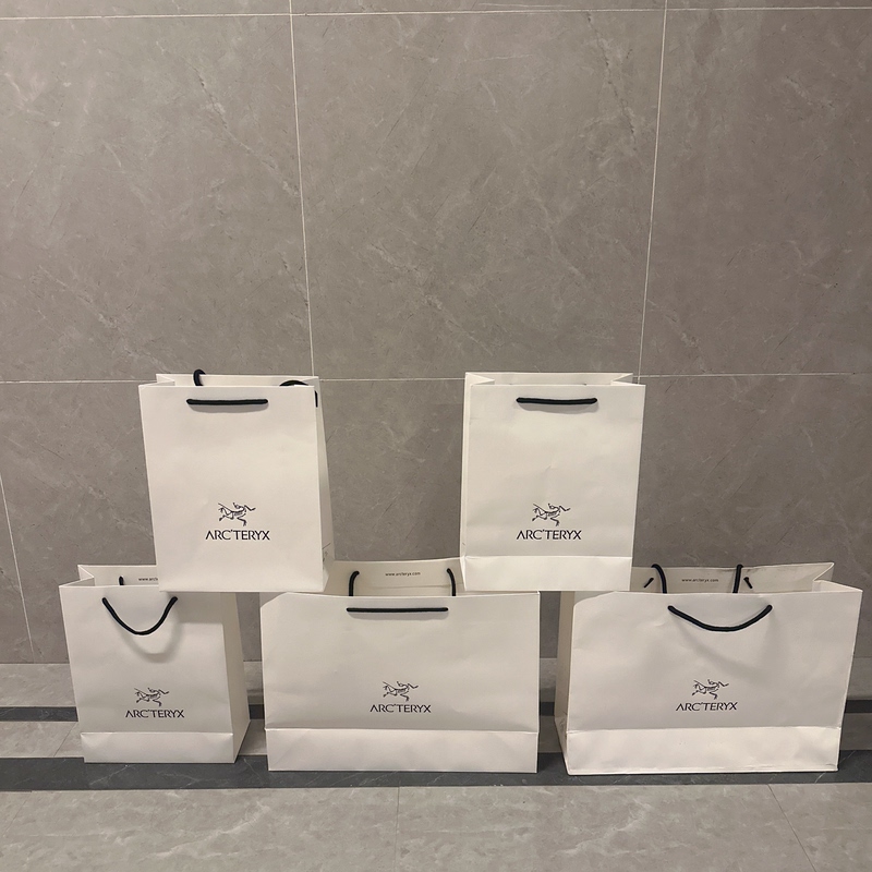 Archeopteryx Gift Bag, Outlet Counter Shopping Bag, Shoe and Clothing Tote Bag for Gifting