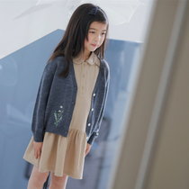 Persimmon Childrens Clothing (spot) Elegant and glutinous single-strand thin embroidery parent-child cardigan ~ Insect Sound home