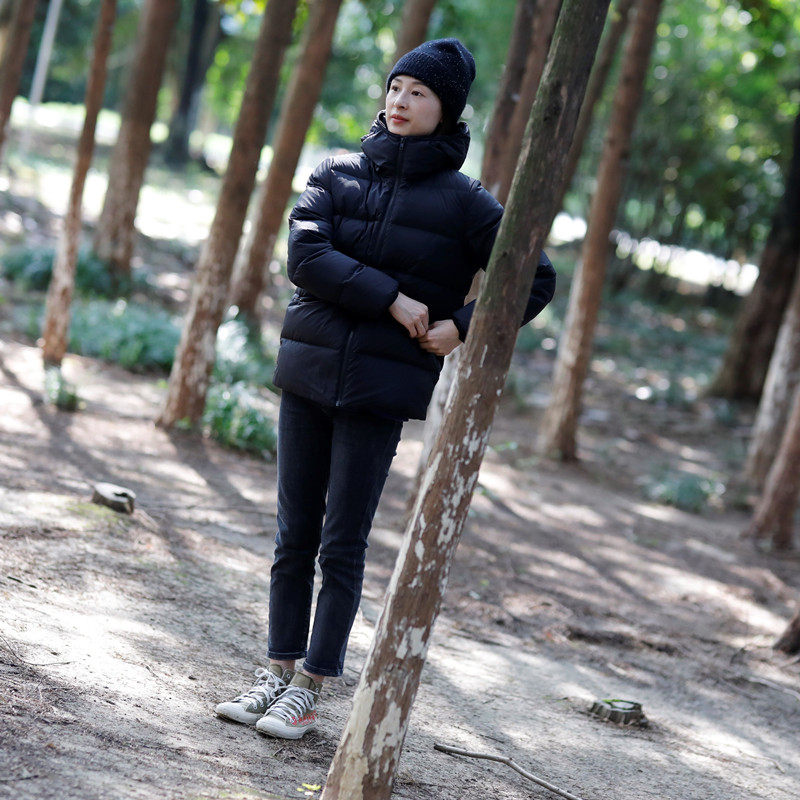 Tomatoes (spot) whole family together happy with winter parenting goose down clothes ~ Words louder