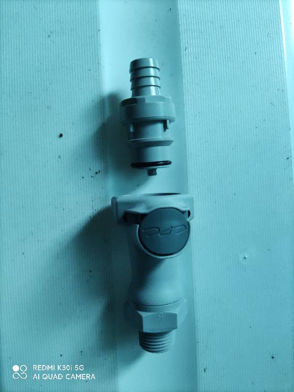 In-Stock Original American Cpc Quick Connector Hfcd10612 Hfcd16812 Hfcd17812 with Valve Thread