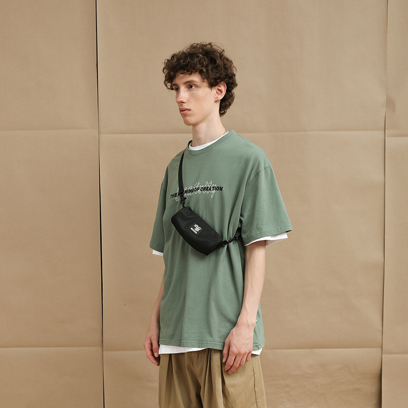 VAOPER Feeding Card Mini Satchel Men's Casual Cylinder Slanted Satchel Day Series Chest Bag Female Original Accommodation Small Bag Boomer