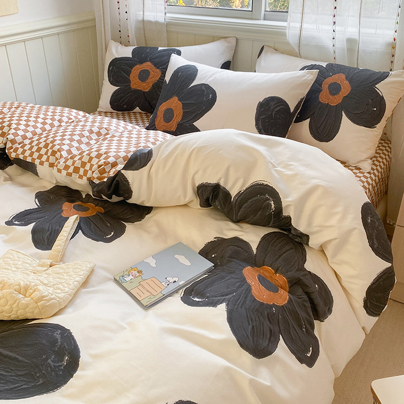 Light and luxurious four pieces of pure cotton full cotton high-end atmosphere brief Naked Sleeping Quilt Cover Bed Linen Nordic Wind Bed bedding