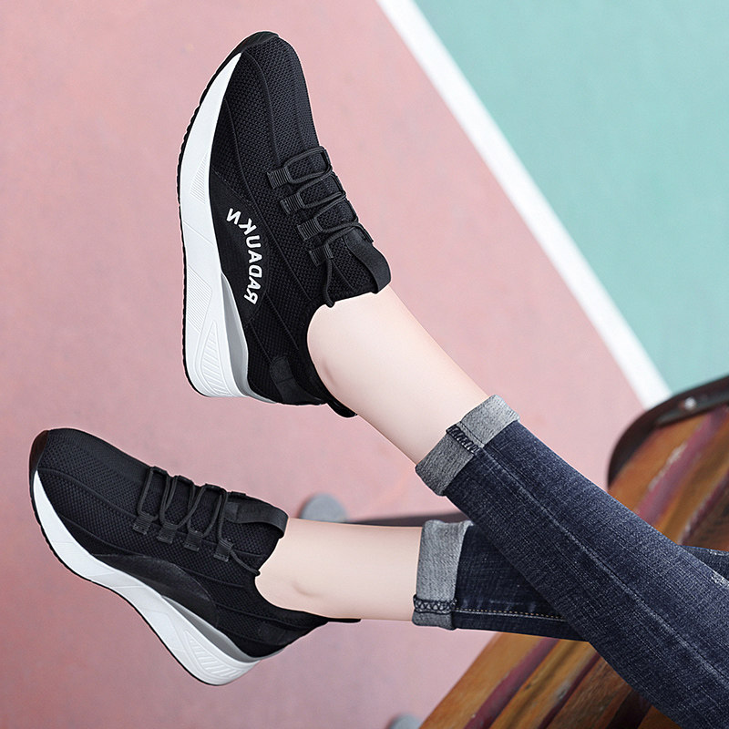 Sneakers plus suede black running shoes 100 hitch a light autumn winter 2021 new leisure tours heightening women's shoes