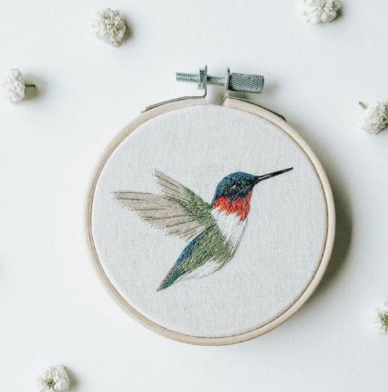 Nature Sends Hands to Dispensers Recommend Birds to Worms Small Freshener Embroidery A material contains 15 of bamboo embroidered bungee