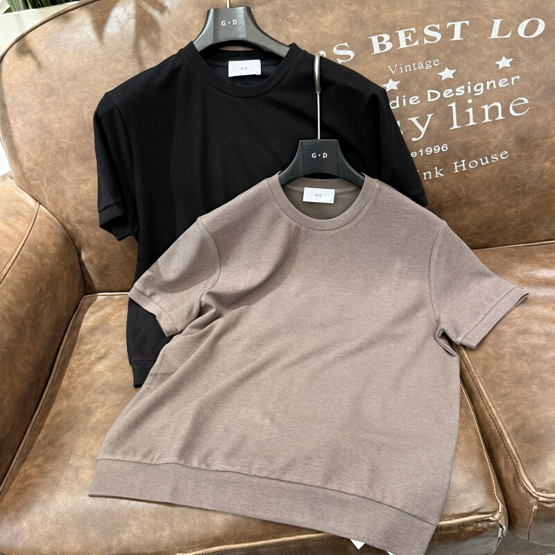 Yulun's New Short-Sleeved Casual Style Short-Sleeved T-Shirt Men's Round Neck Loose and Versatile High-End Knitted Top 51283 Yulun's New Short-Sleeved Casual Style Short-Sleeved T-Shirt Men's Round Neck Loose and Versatile High-End Knitted Top 51283