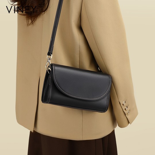 Viney包包女士2025新款真皮女包斜挎包小方包爆款单肩小包秋冬包