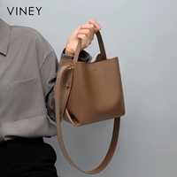 Дымчато-серый