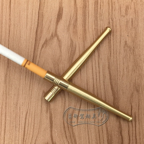 Чистая медная грубая и тонкие сигареты фильтровайте свежую толстую и тонкую сигарету с двумя сигаретными переработкой.