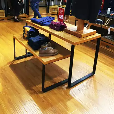 New window shelves, island cabinets, display tables, high and low tables, water tables, wooden display cabinets, boutique booths, rectangles