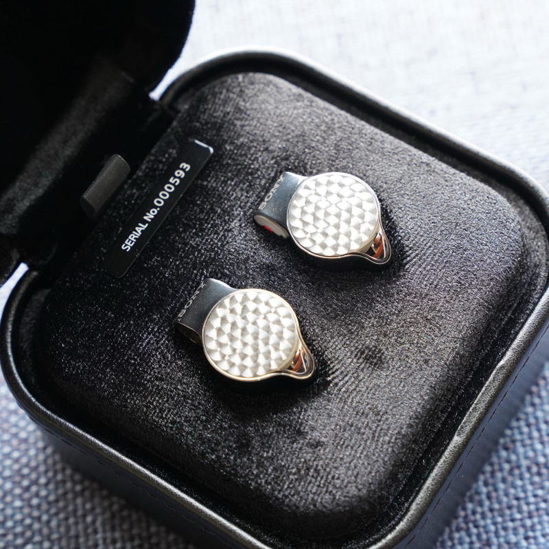 Ier-Z1R Hybrid Dynamic Flagship Audiophile-Grade In-Ear Stereo Earphones Dynamic In-Ear Hifi