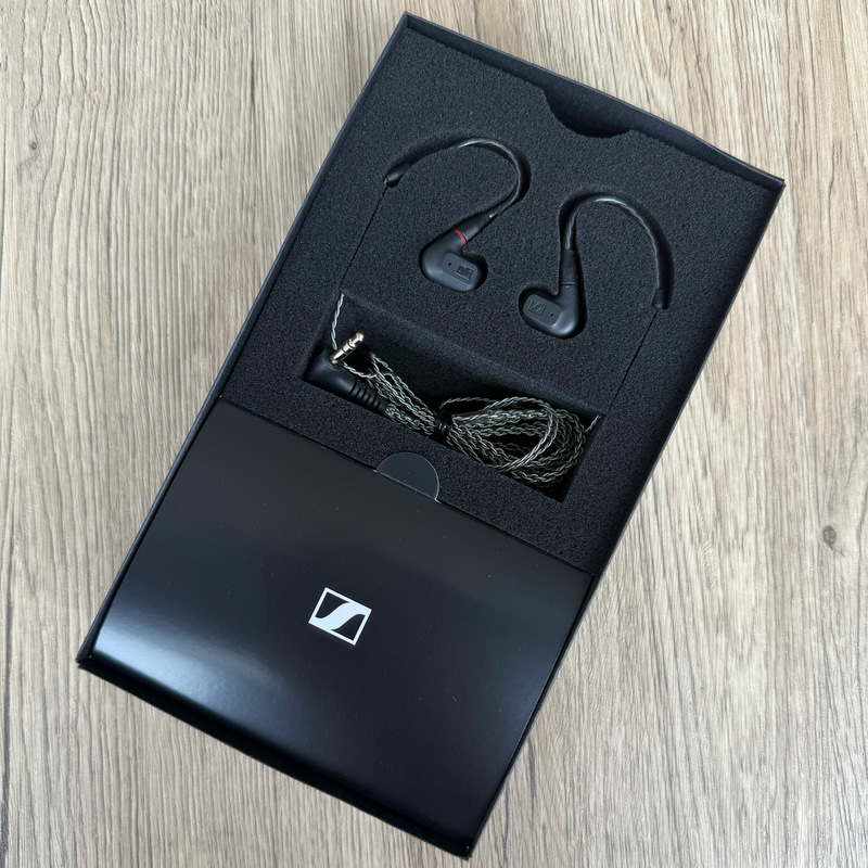 [Refurbished] Sennheiser Ie200 Wired Hifi Music Dynamic In-Ear Headphones High Fidelity