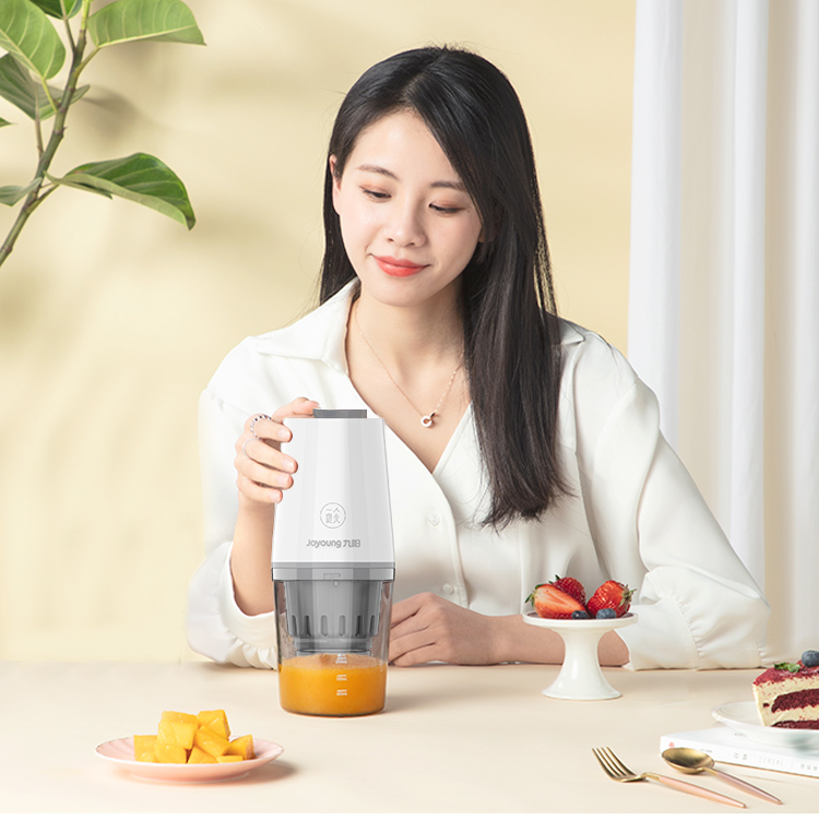【九阳】电动便携式渣汁分离榨汁机-秒客网