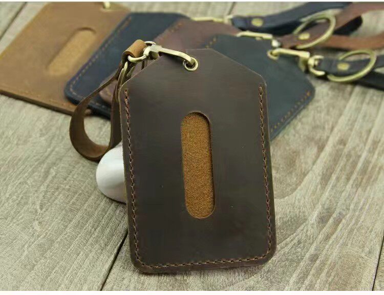 (Everyday Special) The new leather car key case is practical and durable cowhide simple key case