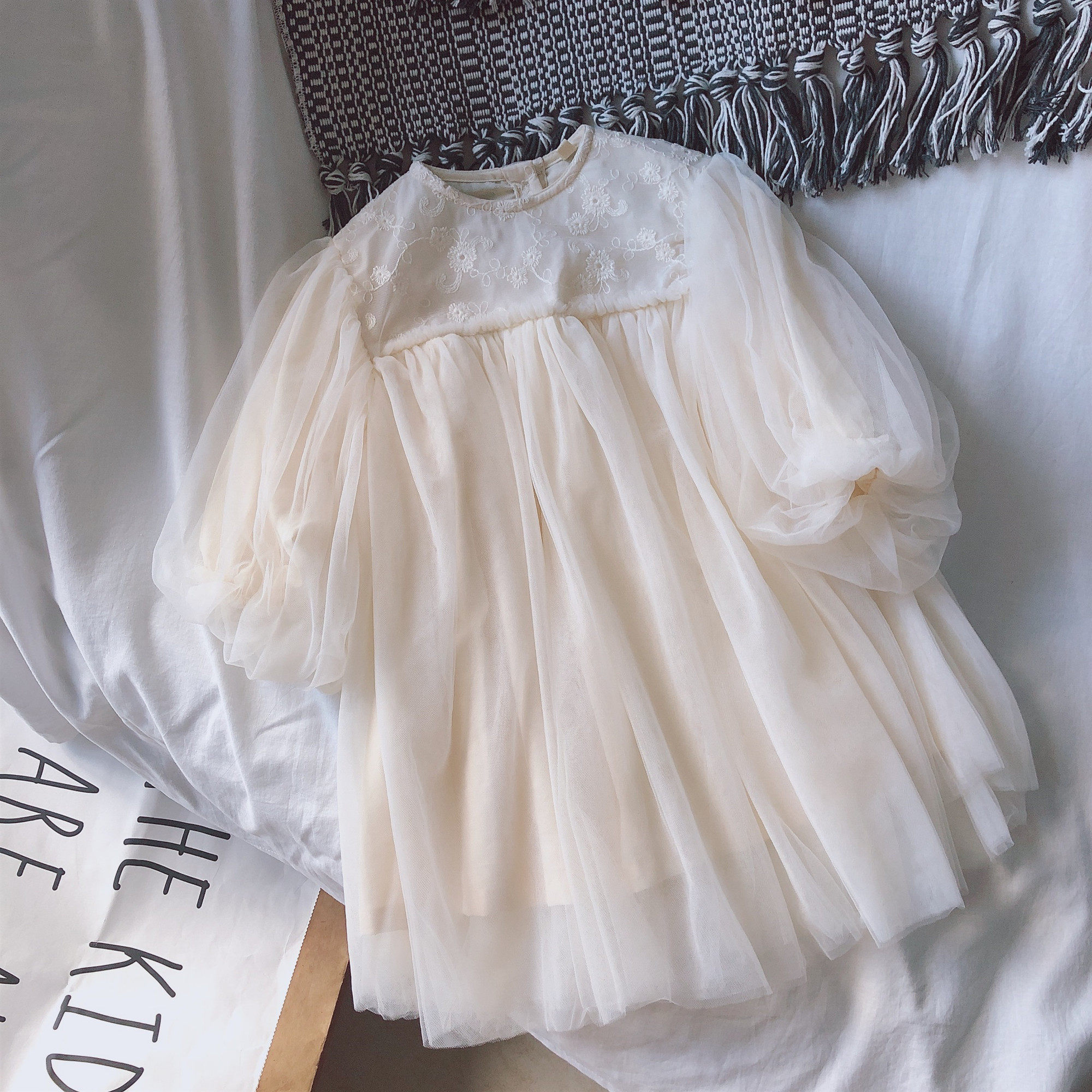 Girls baby soft yarn lace birthday party stage catwalk fairy dress fashionable dress princess skirt tide