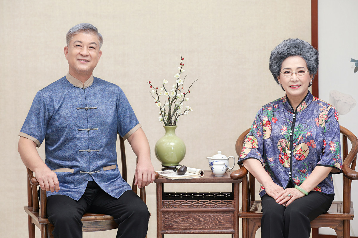 Летний шелковый комплект для пожилых людей, парная одежда, платье, для среднего возраста, для влюбленных Yu Jin set 