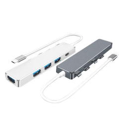 Futai USB3.0 허브 컴퓨터가 USB 키보드 및 마우스에 연결되어 있습니다.