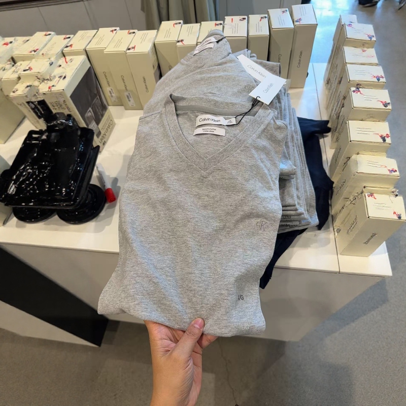 Ck Calvin Klein Kevin Klein Summer Casual Men's Embroidered Logo Thin Short-Sleeved Pure Cotton V-Neck T-Shirt
