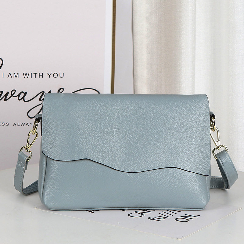 Cow Leather Skew Satchel Bag Woman Single Shoulder Retro Girl Bag New 2020 European and American Fashion Single-shoulder Baotou Layer genuine leather girl bag