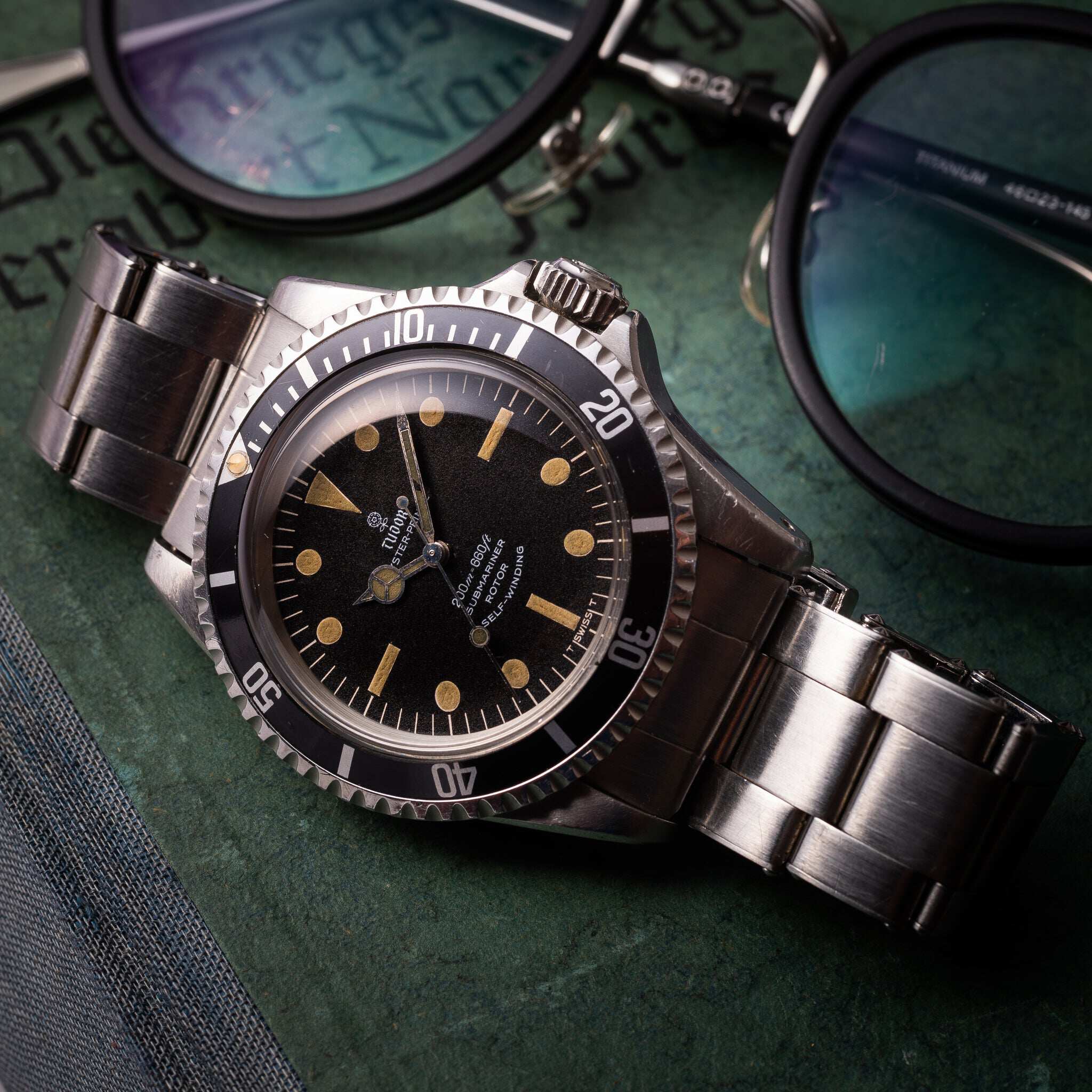TUDOR Tudor Oyster Prince Submariner Black Water Ghost 40-миллиметровые механические часы среднего возраста 7928 Изображение 1