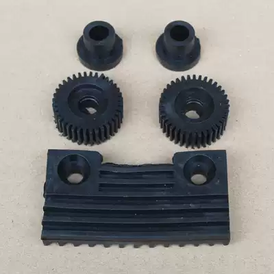 Locomotive fuel tank plastic pad GN125 Prince fuel tank fixed rubber box pad sleeve GS125 fuel tank buffer glue General