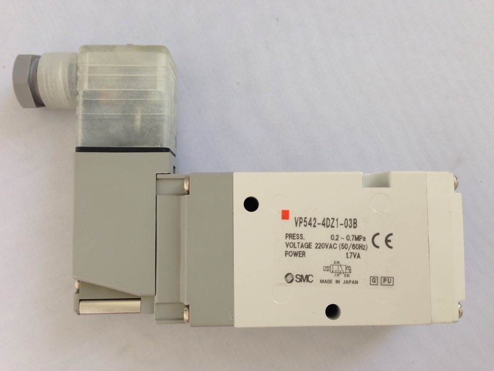 Japan SMC new original imported solenoid valve VP542-4DZ1-03B SF National Sales
