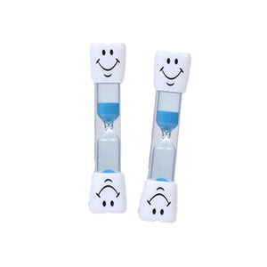 【2个】3分钟沙漏计时器
3分钟沙漏计时器,让孩子拥有时间观念,学会合理的掌握时间,上学不迟到,做事更有效率
