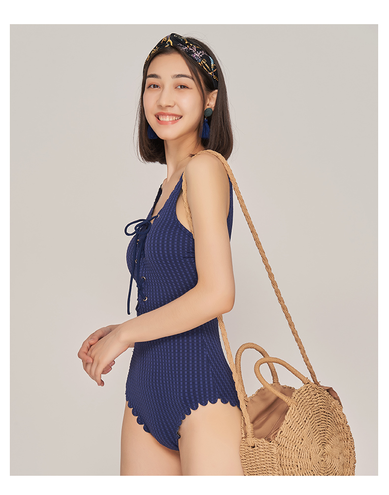 Yizi mới đồ bơi nữ mỏng bảo thủ áo tắm tam giác Xiêm ngực nhỏ tập hợp áo tắm nóng xuân gợi cảm bộ đồ bơi liền thân