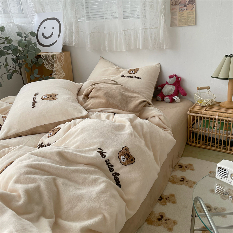 Pear Dreams Homemade Cute Embroidery Small Bear Autumn Winter Warm Milk Suede Four Pieces Of Coral Suede Bed Linen Bed
