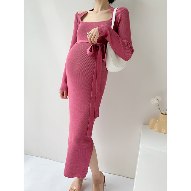 Pregnant women's dress holiday skirt 2022 spring and autumn slim skirt Korean style halter neck knitted skirt solid color bottoming temperament long skirt