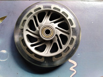 Mud doll artifact childrens tricycle hand push wheel luminous wheel scooter wheel