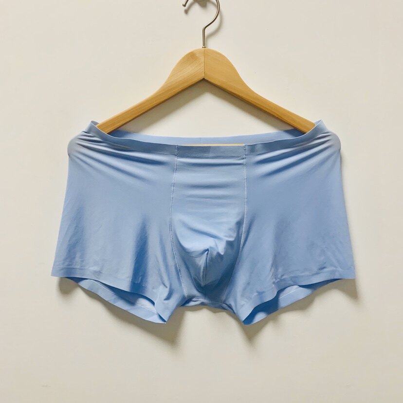 Men's seamless boxer briefs U-convex breathable summer briefs ice silk fabric l light and light as if not wearing