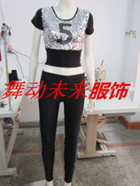 Customized modern dance stage costumes short-sleeved sequin costumes cheerleading costumes