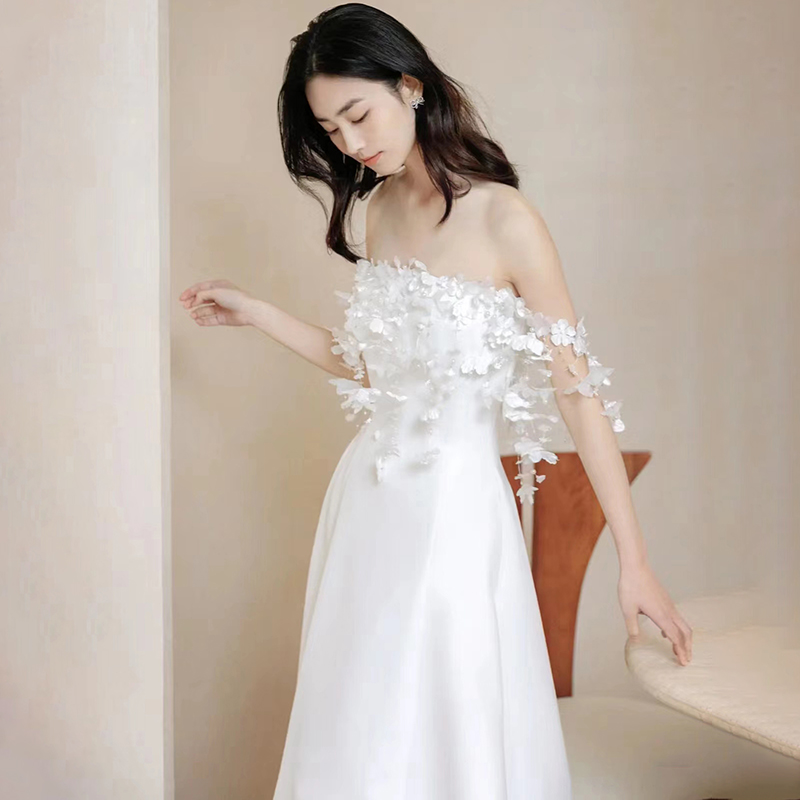  M+White  
