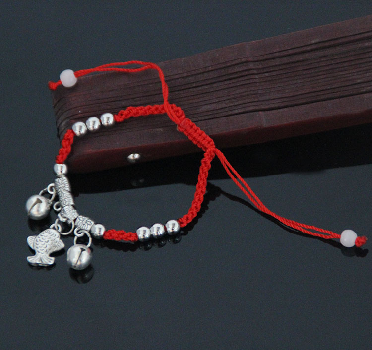 Nhà máy trực tiếp dây đeo vòng chân đỏ dệt tay dây đỏ chân dây đỏ vòng tay chuông vòng tay quốc gia hạt giống bạc vòng chân lắc chân thủ công