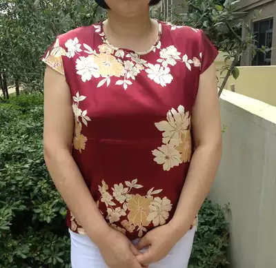 Summer women's loose T-shirt Silk crew neck top Floral shirt printing large size short-sleeved middle-aged fat mother