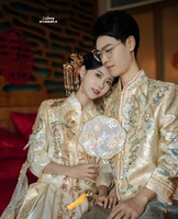 2 комплекта из двух наборов из двух наборов шампанского мужчин