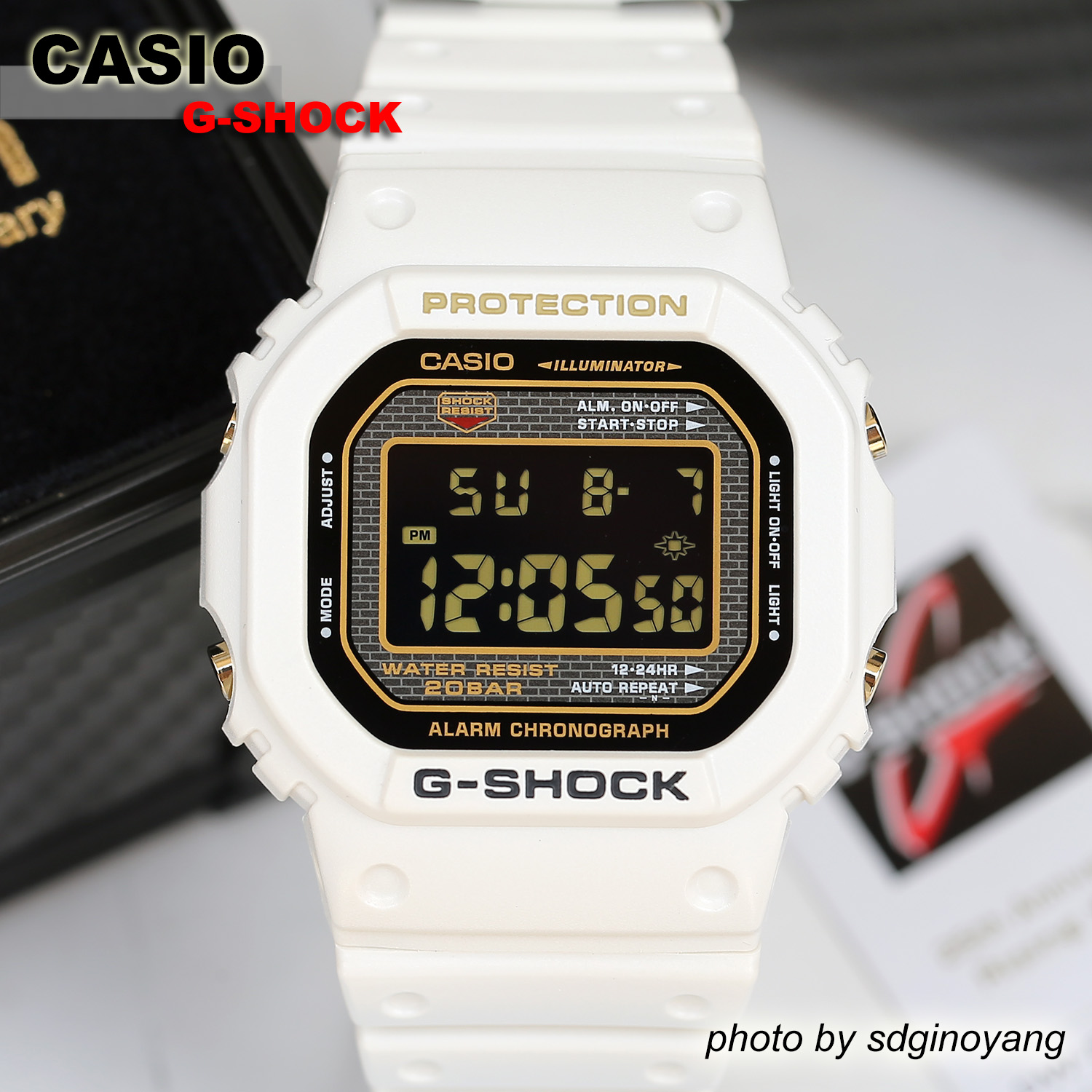 CASIO/G-SHOCK DW-5025B 25th 腕時計 白-